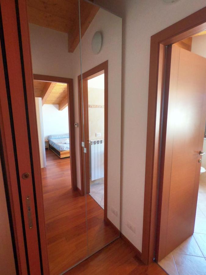 Attico Petfriendly Con Terrazzo, Via Del Borgo Apartman Montesilvano Marina Kültér fotó